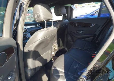 2019 Mercedes-Benz Glc 300 z USA, uszkodzony, nr VIN WDC0G4JB9KV167976